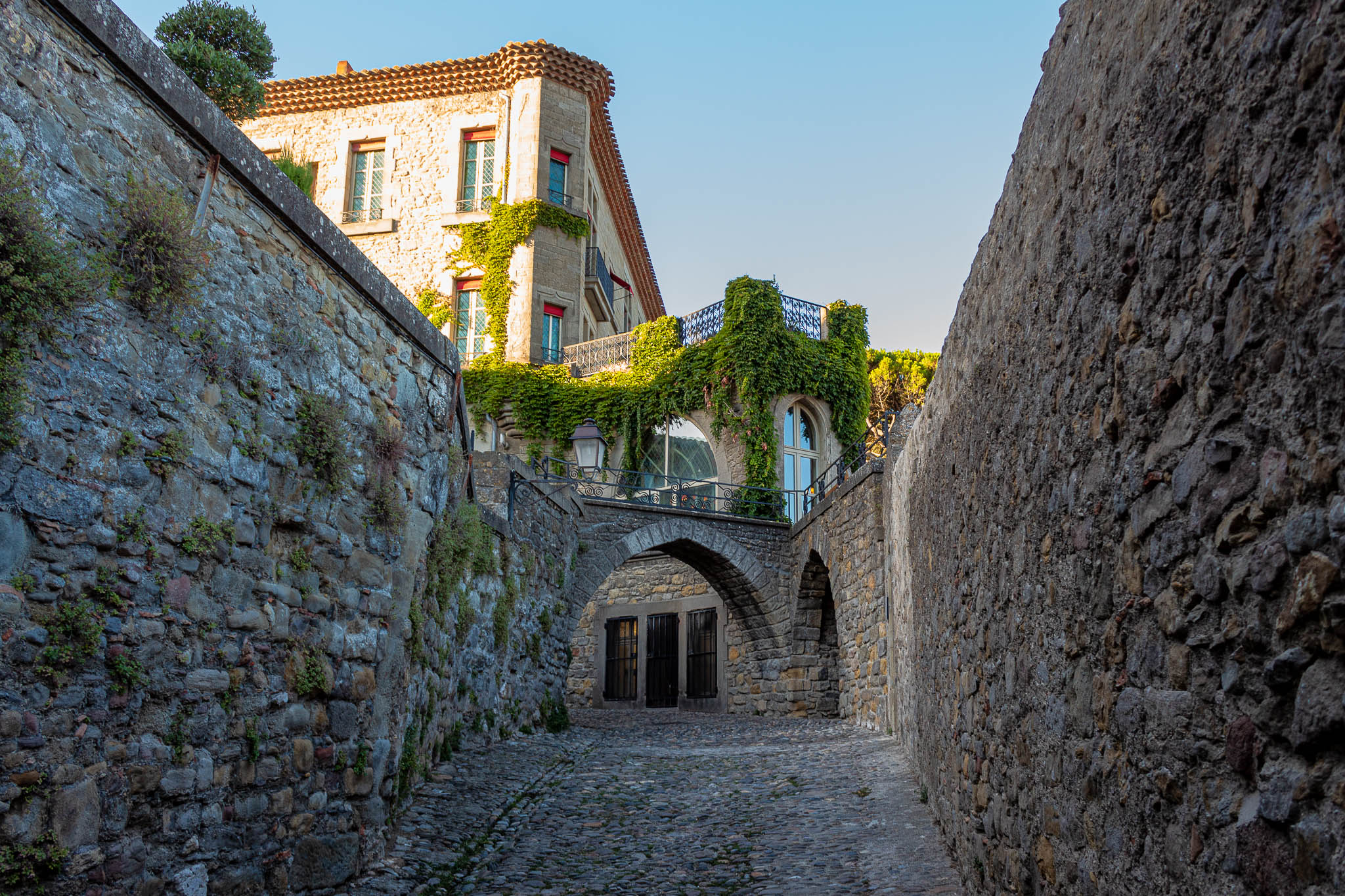 Within the Cite of Carcasonne there are many streets like these, turning around a corner you never know what you'll find