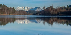 you can actually feel the crisp air looking at the photo, of this cold winter�s day, as the water is this calm and blue.