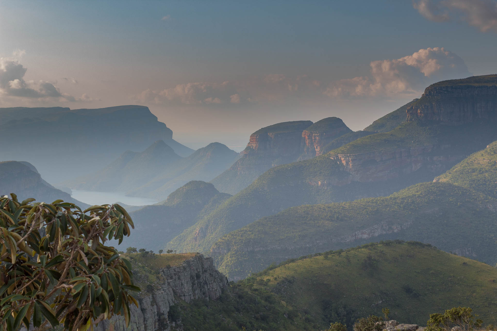 Blyde Canyon, borders Kruger National Park on the southern west side. Its beautiful mountain structures gives it many places to discover